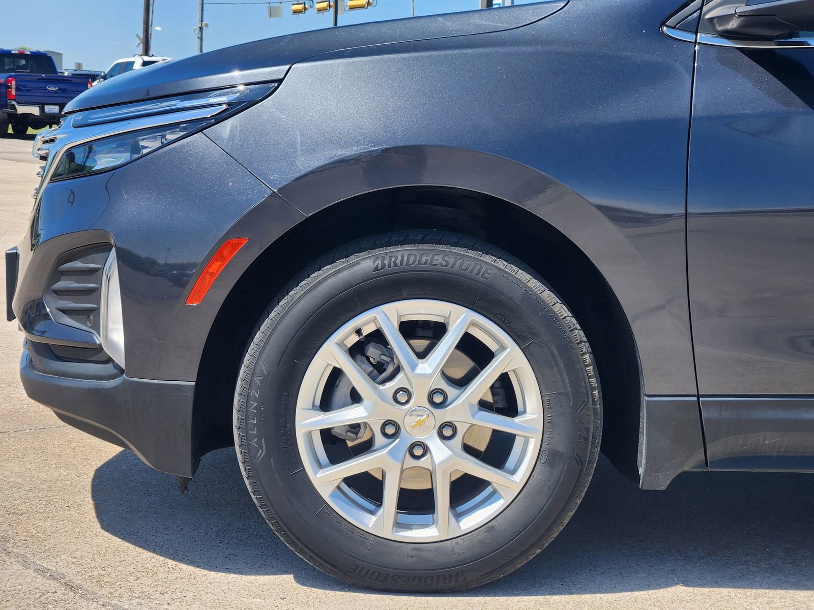 Used 2022 Chevrolet Equinox LT image 9