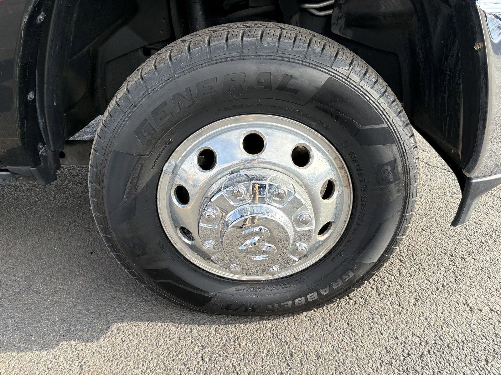 Used 2021 RAM 3500 Limited image 28