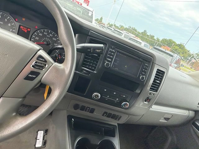 Used 2018 Nissan NV 3500 SV w/ Navigation Package RWD image 6