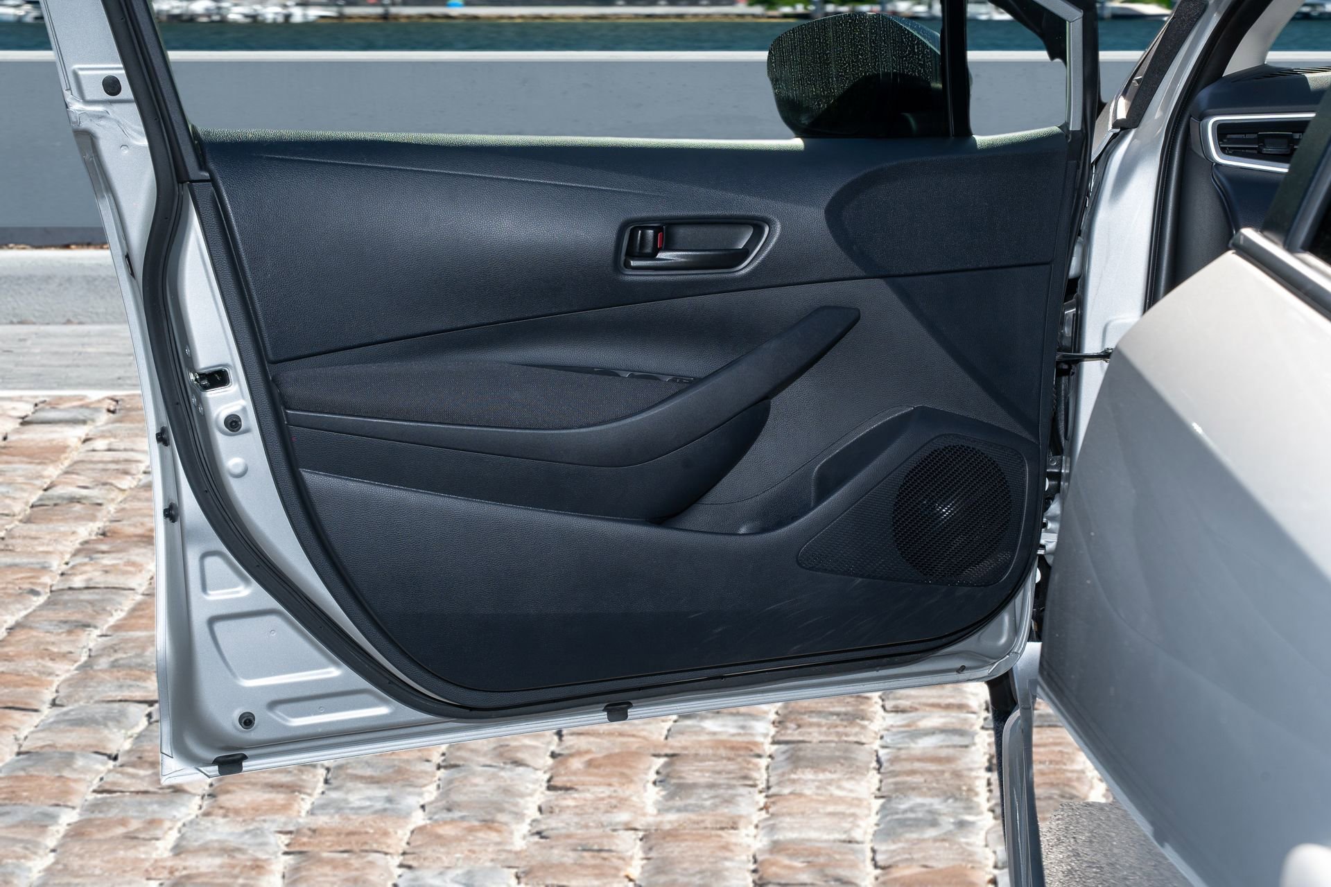 Used 2025 Toyota Corolla LE image 10