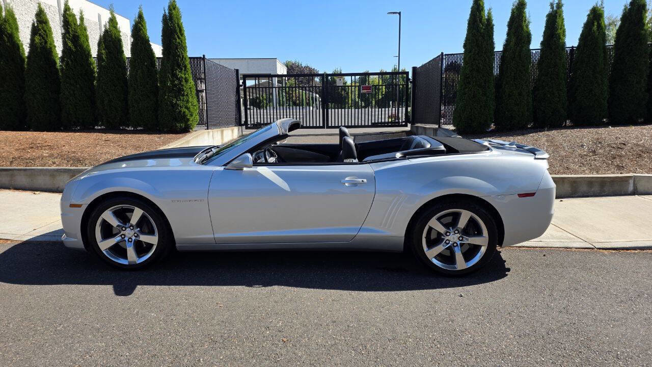 Used 2011 Chevrolet Camaro SS w/ RS Package image 22