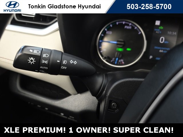 Used 2022 Toyota RAV4 XLE Premium image 14