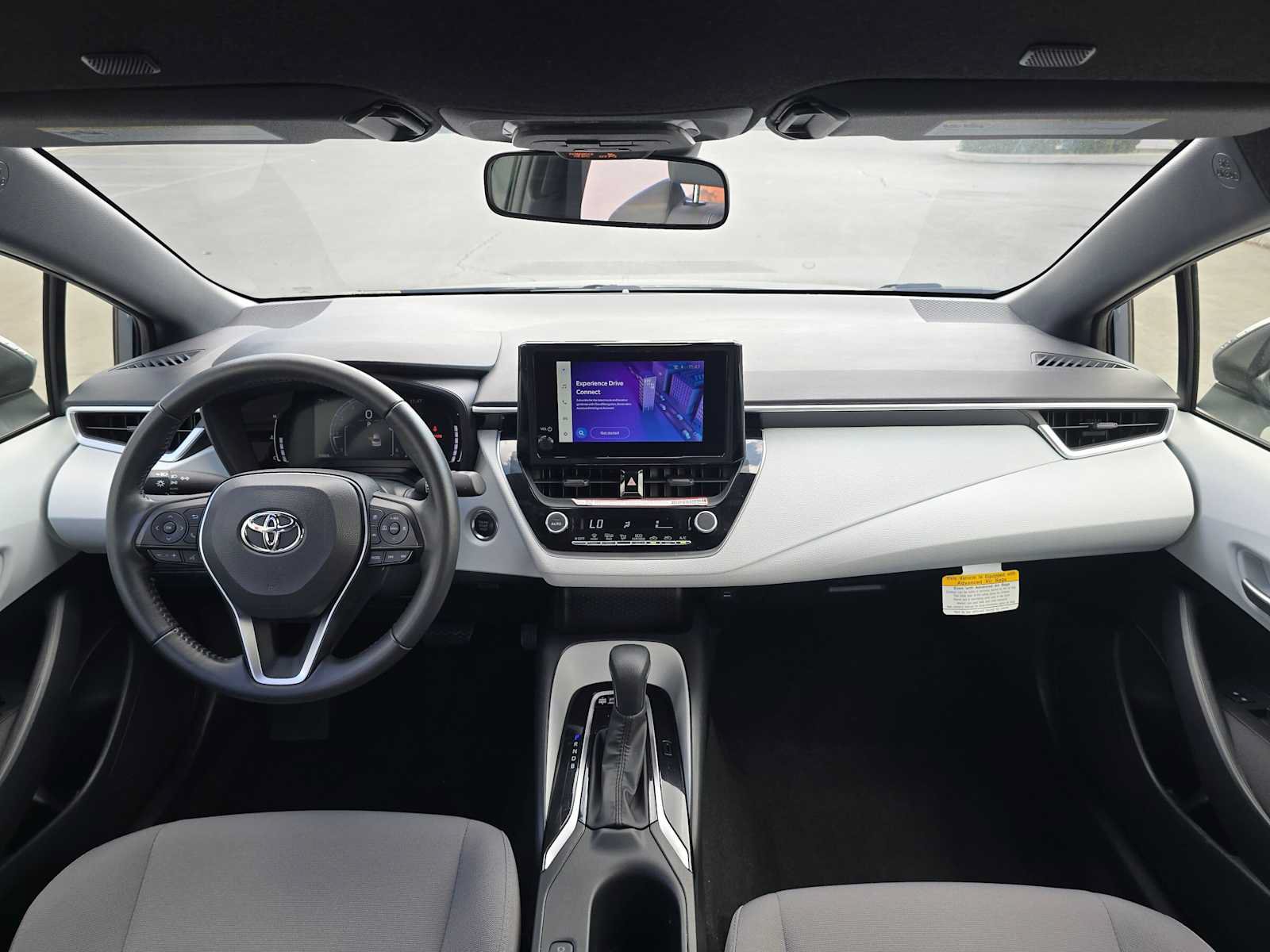 Certified 2026 Toyota Corolla SE w/ Carpet Mat Package (TMS) FWD image 18