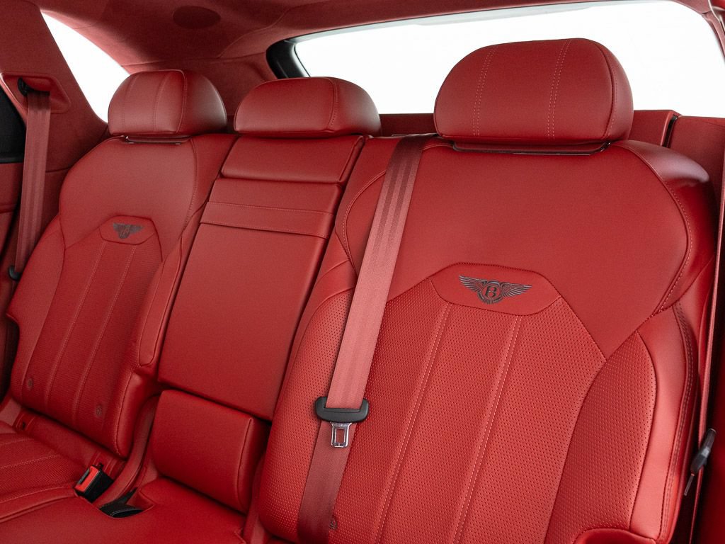Certified 2023 Bentley Bentayga AWD/4WD image 24
