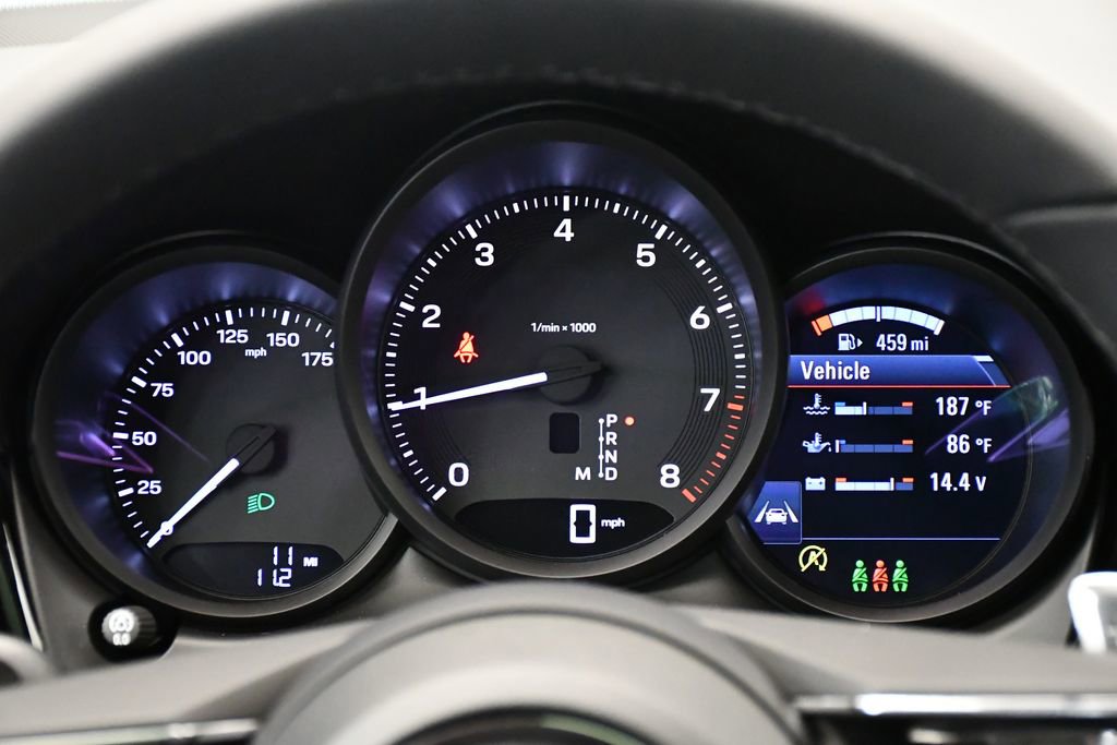 Certified 2026 Porsche Macan image 28