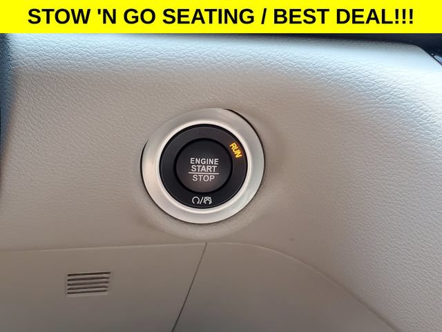 Used 2023 Chrysler Voyager LX FWD image 16