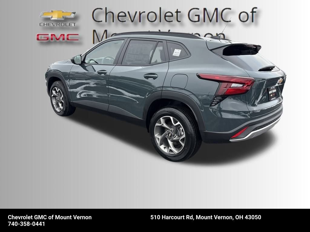 New 2025 Chevrolet Trax LT image 3