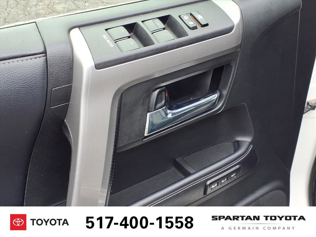 Used 2018 Toyota 4Runner Limited AWD/4WD image 17
