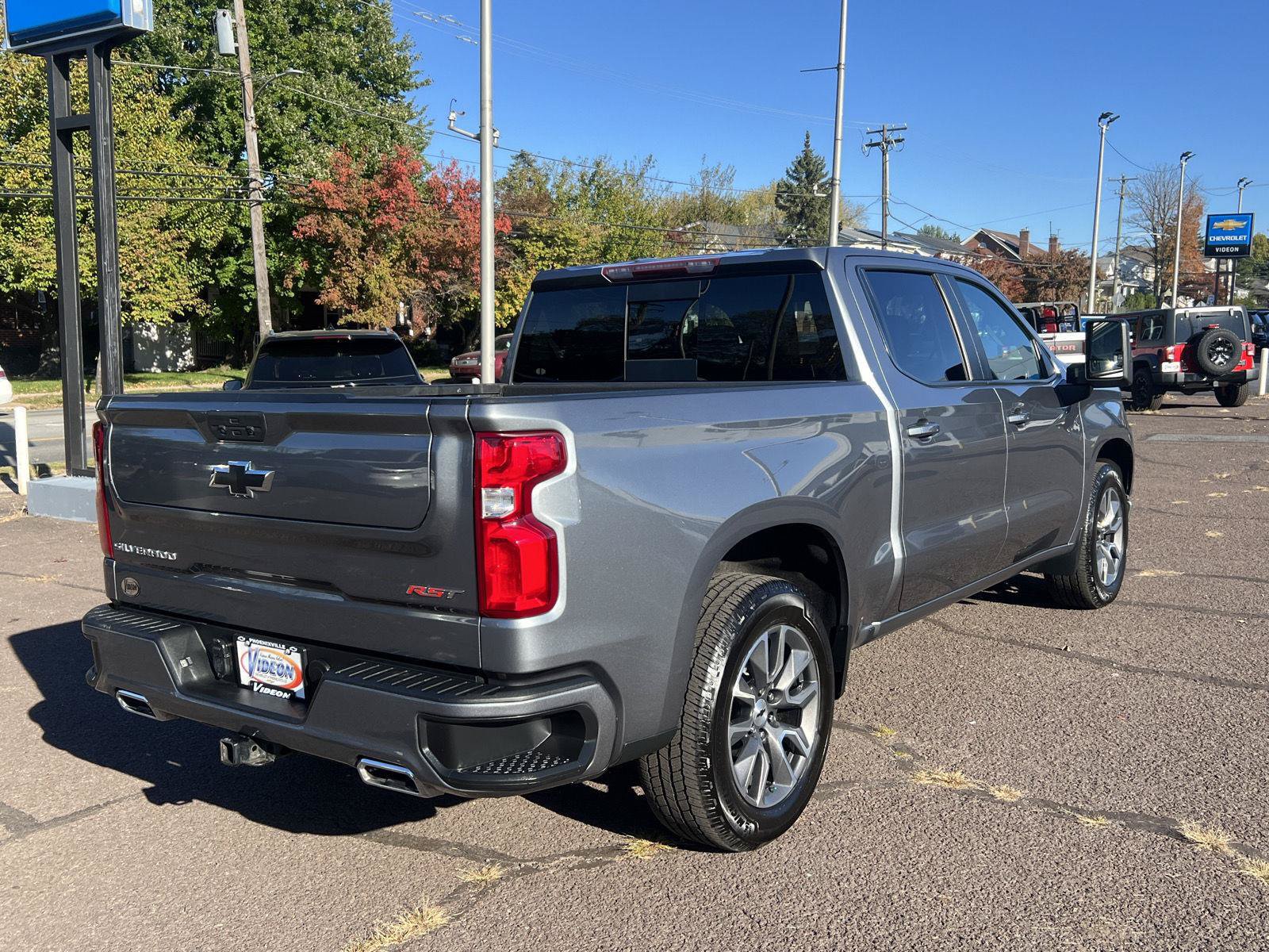 Used 2021 Chevrolet Silverado 1500 RST w/ Convenience Package II AWD/4WD image 7