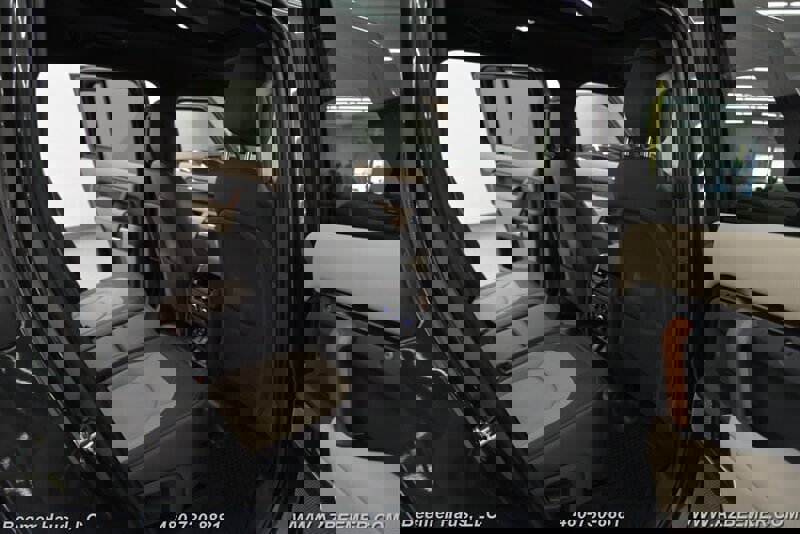 Used 2023 Land Rover Defender 130 X image 21