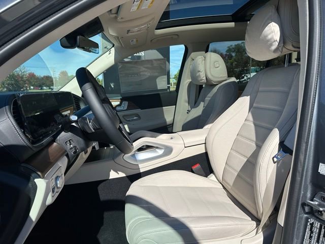 New 2026 Mercedes-Benz GLS 450 4MATIC image 16