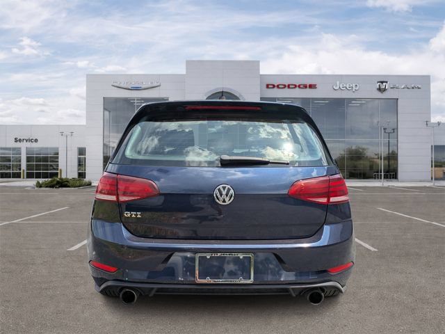 Used 2018 Volkswagen Golf 4-Door FWD image 4