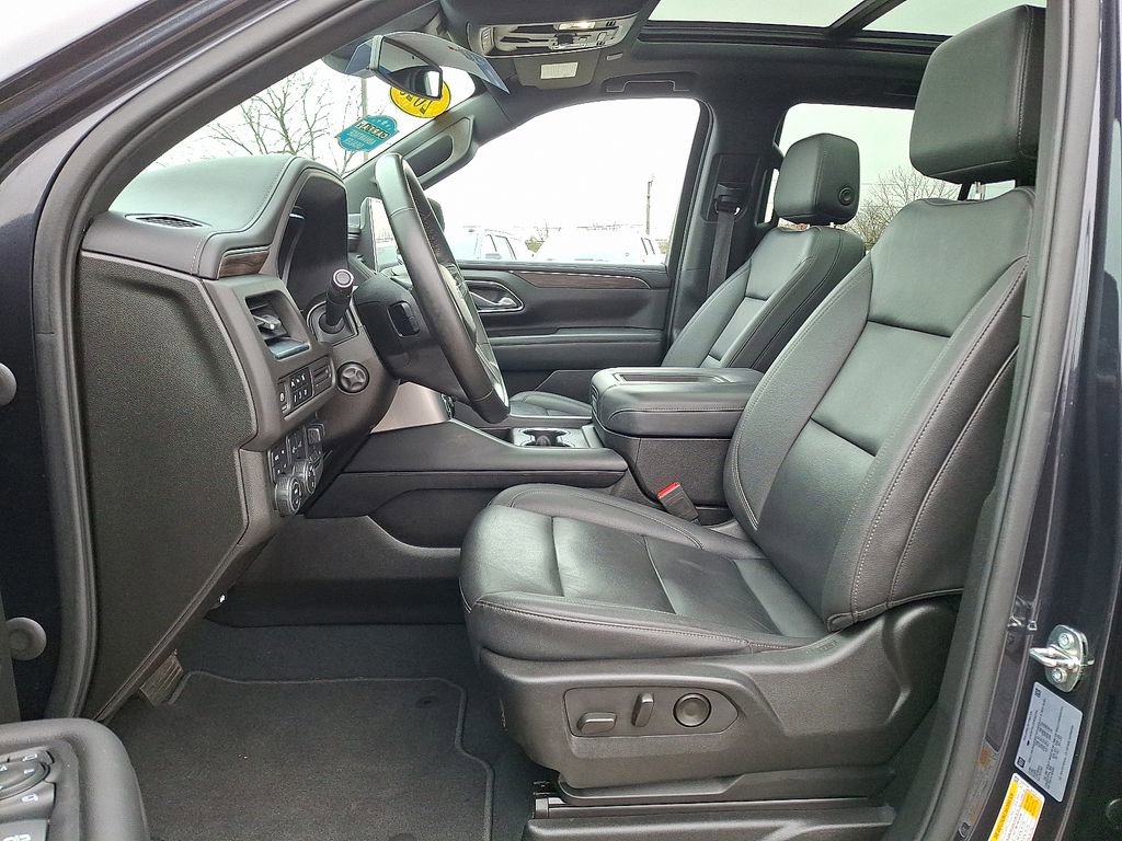 Used 2023 Chevrolet Tahoe Z71 w/ Z71 Off-Road Package image 16