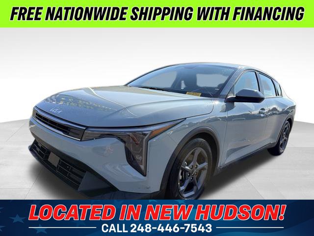 Used 2025 Kia K4 FWD image 1