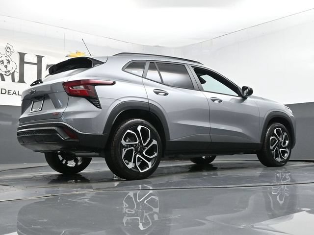 New 2026 Chevrolet Trax RS w/ Sunroof Package FWD image 11