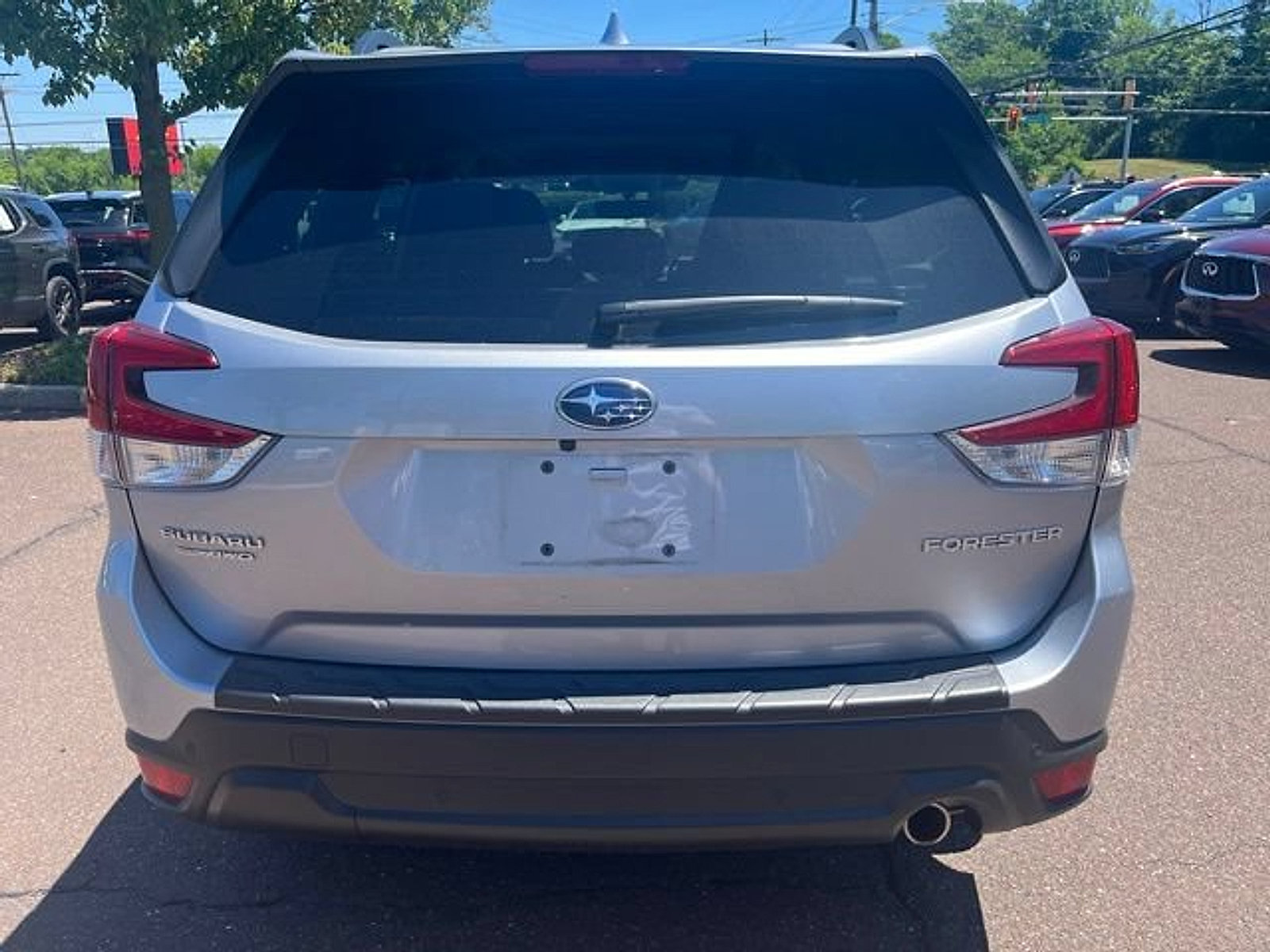 Used 2023 Subaru Forester Limited AWD/4WD image 4