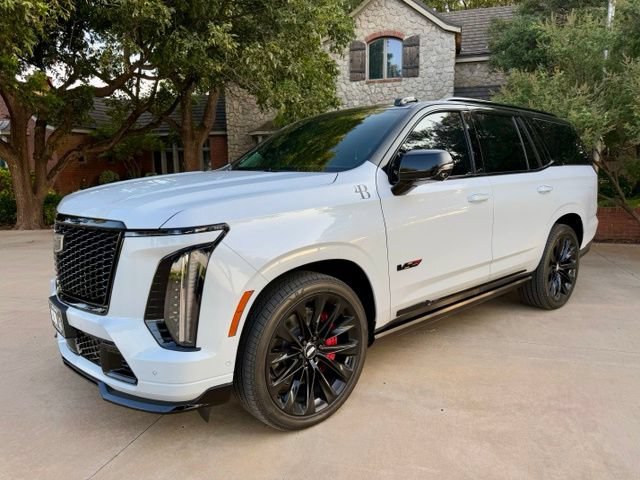 Used 2026 Cadillac Escalade V w/ LPO, ONYX Package AWD/4WD image 13