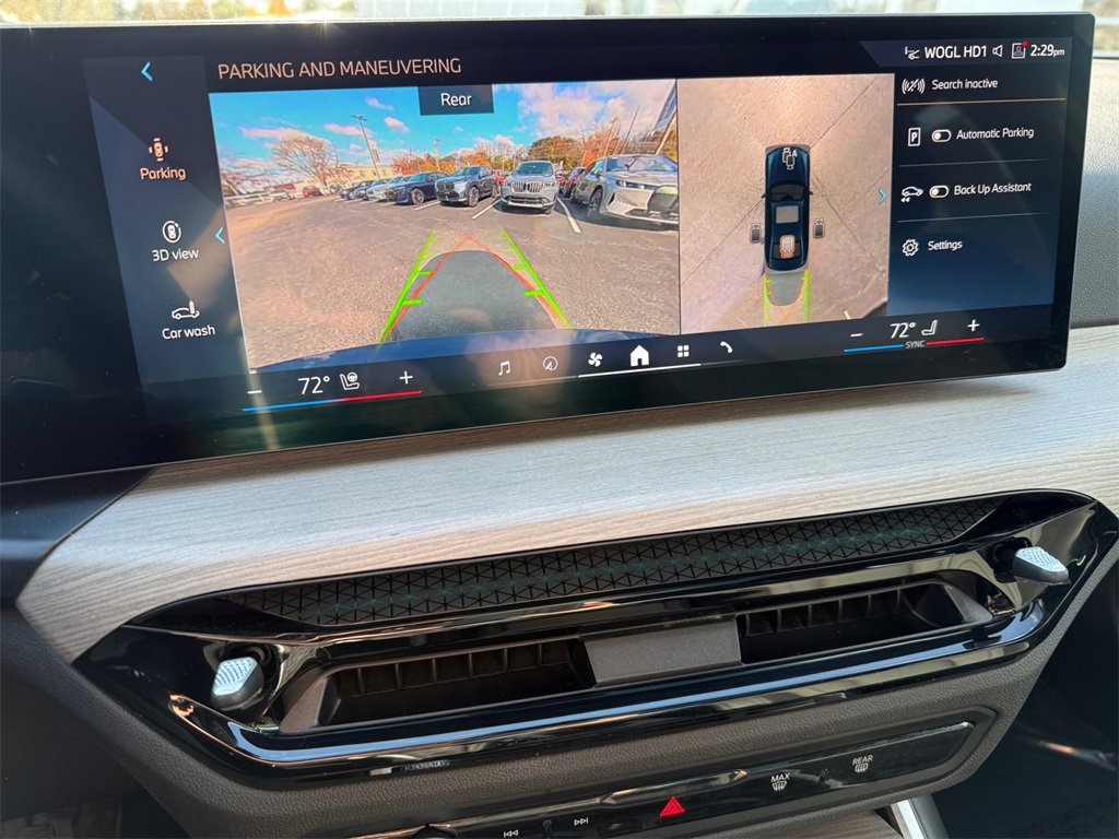 Certified 2025 BMW 330i xDrive Sedan w/ Premium Package image 22