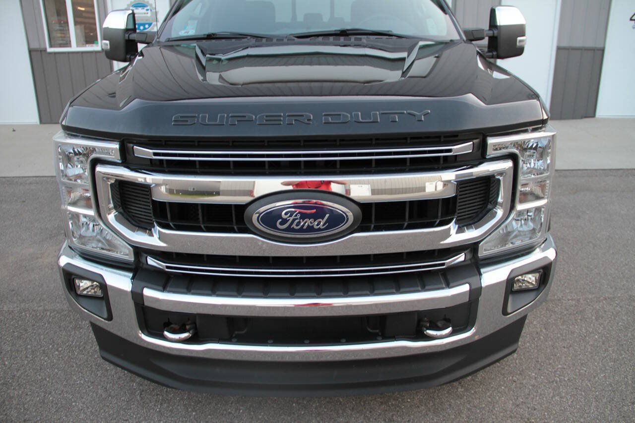 Used 2020 Ford F250 XLT w/ XLT Premium Package AWD/4WD image 3