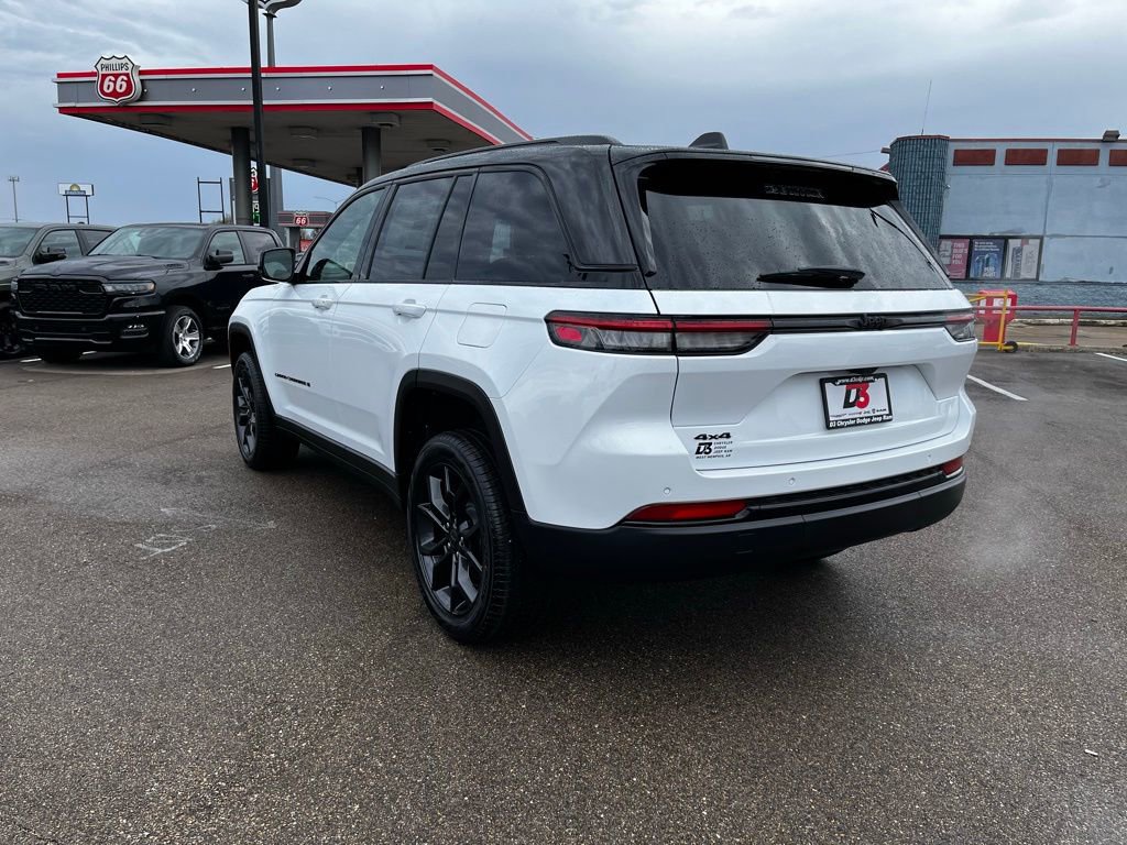 New 2025 Jeep Grand Cherokee Limited image 6