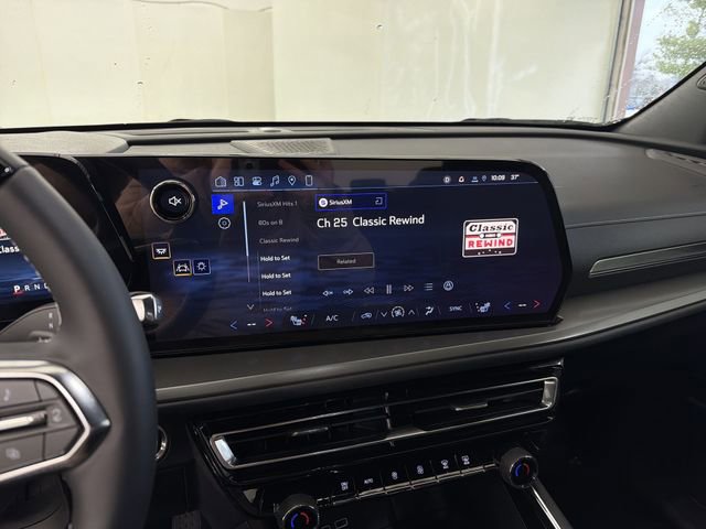 Certified 2026 Chevrolet Traverse LT w/ Enhanced Driving Package image 27