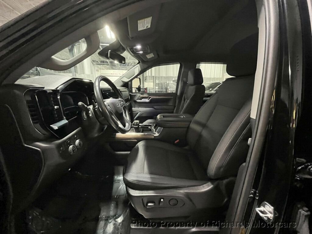 Used 2022 Chevrolet Silverado 1500 RST w/ Max Trailering Package image 15