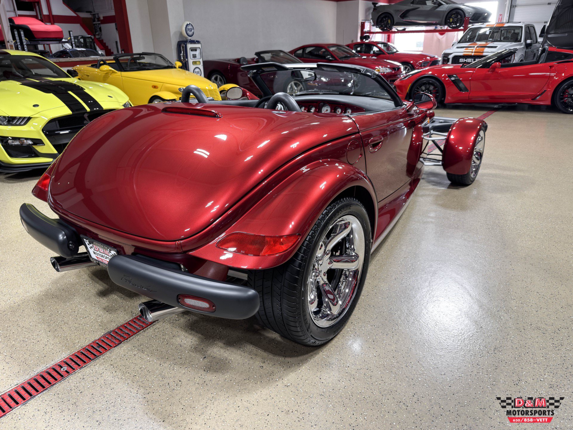 Used 2002 Chrysler Prowler RWD image 40