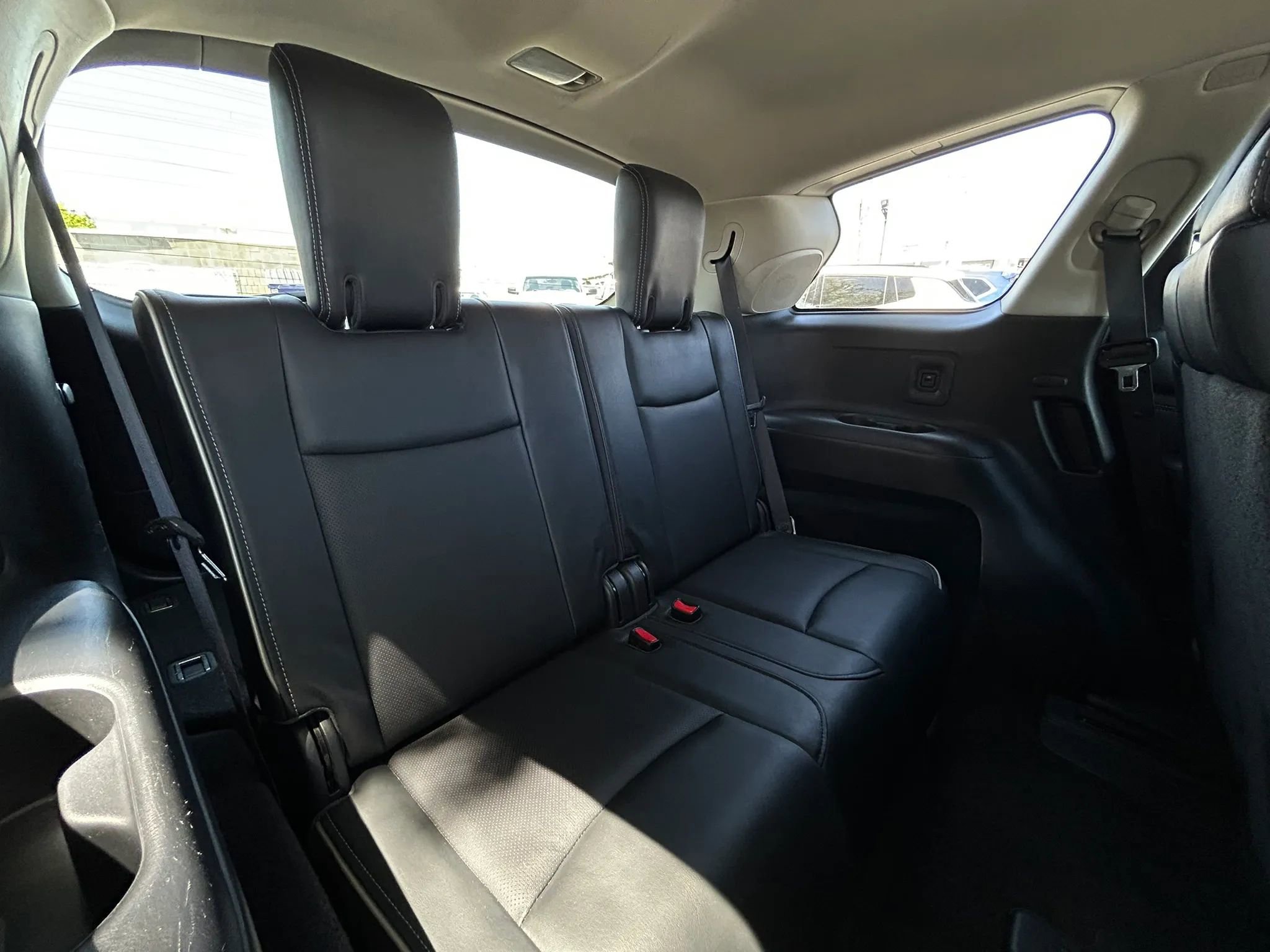 Used 2019 INFINITI QX60 Luxe w/ Essential Package AWD/4WD image 29