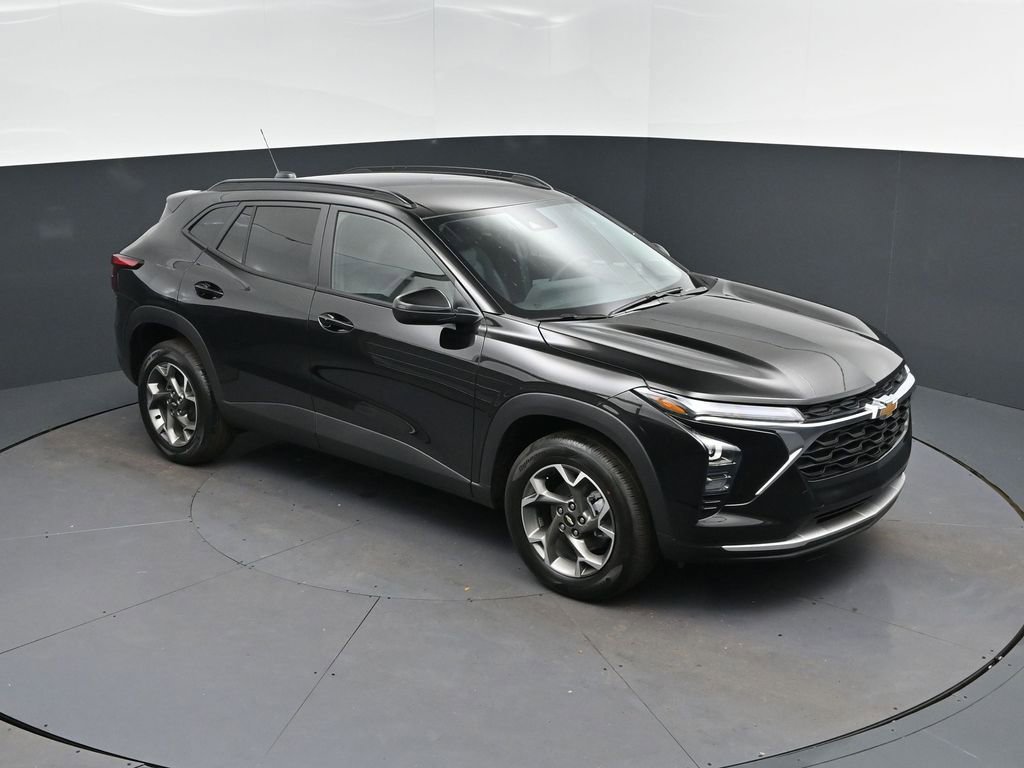 New 2026 Chevrolet Trax LT w/ LT Convenience Package FWD image 36