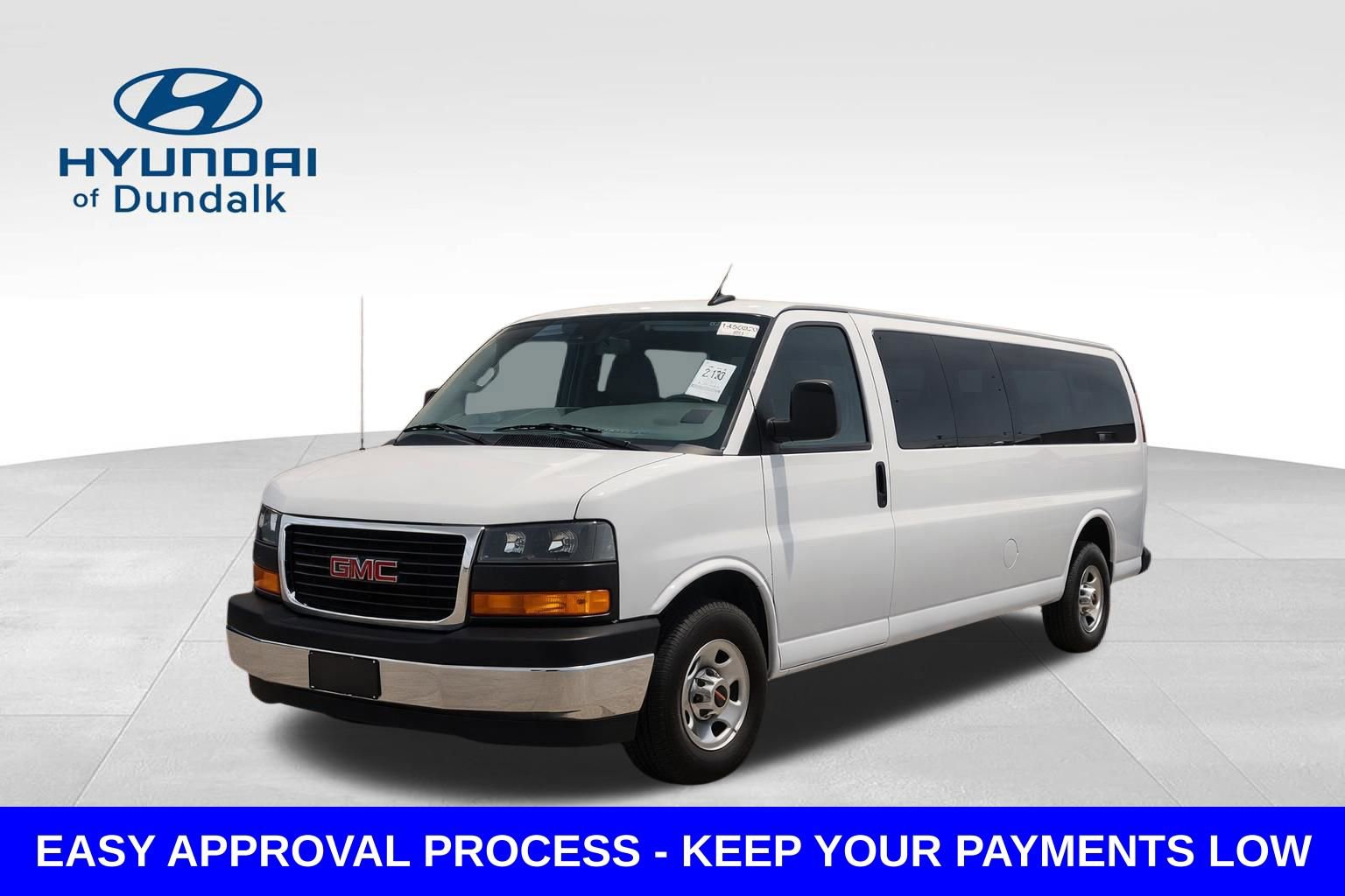 Used 2025 GMC Savana 3500 LT w/ LT Preferred Equipment Group RWD image 1