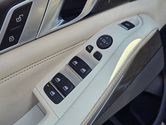 Used 2022 BMW X5 M50i w/ Executive Package AWD/4WD image 10