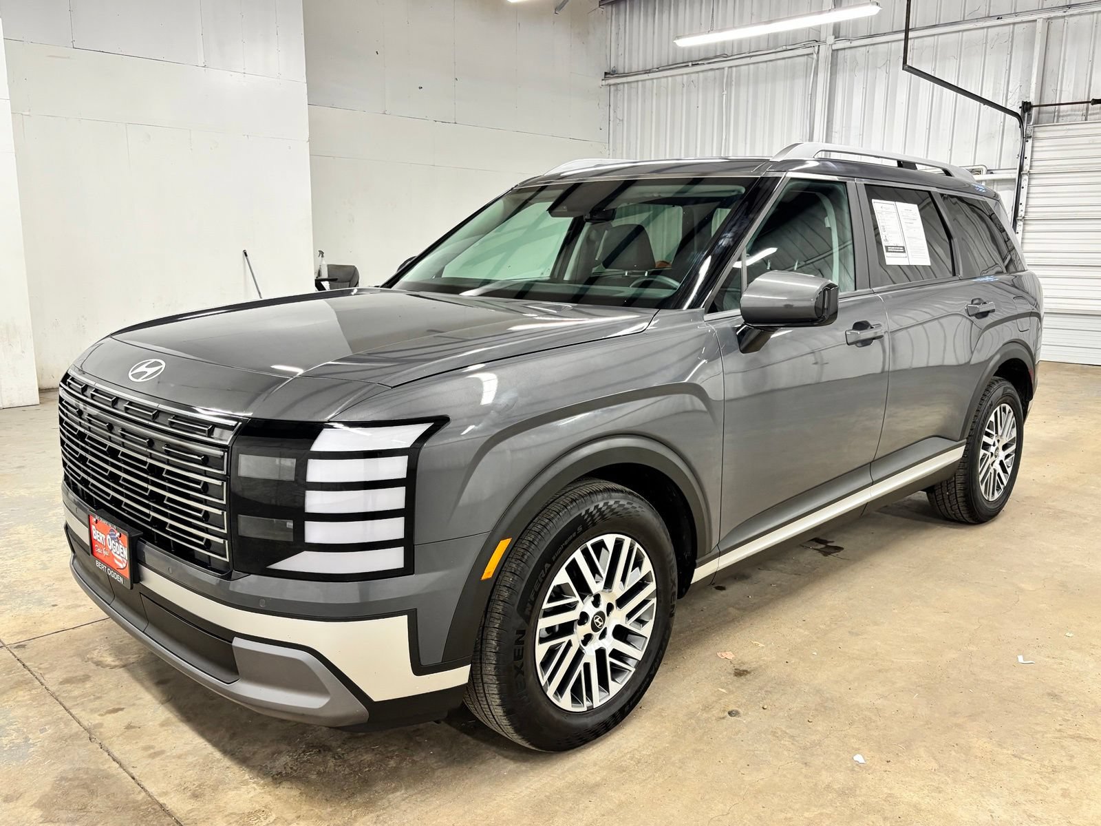 Certified 2026 Hyundai Palisade SEL FWD image 3