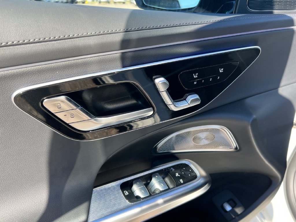 Used 2026 Mercedes-Benz E 350 Sedan image 17