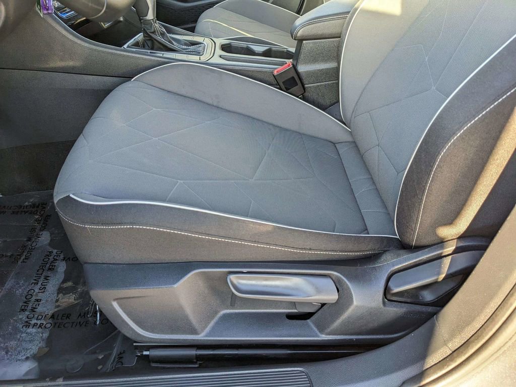 Certified 2025 Volkswagen Jetta Sport image 16