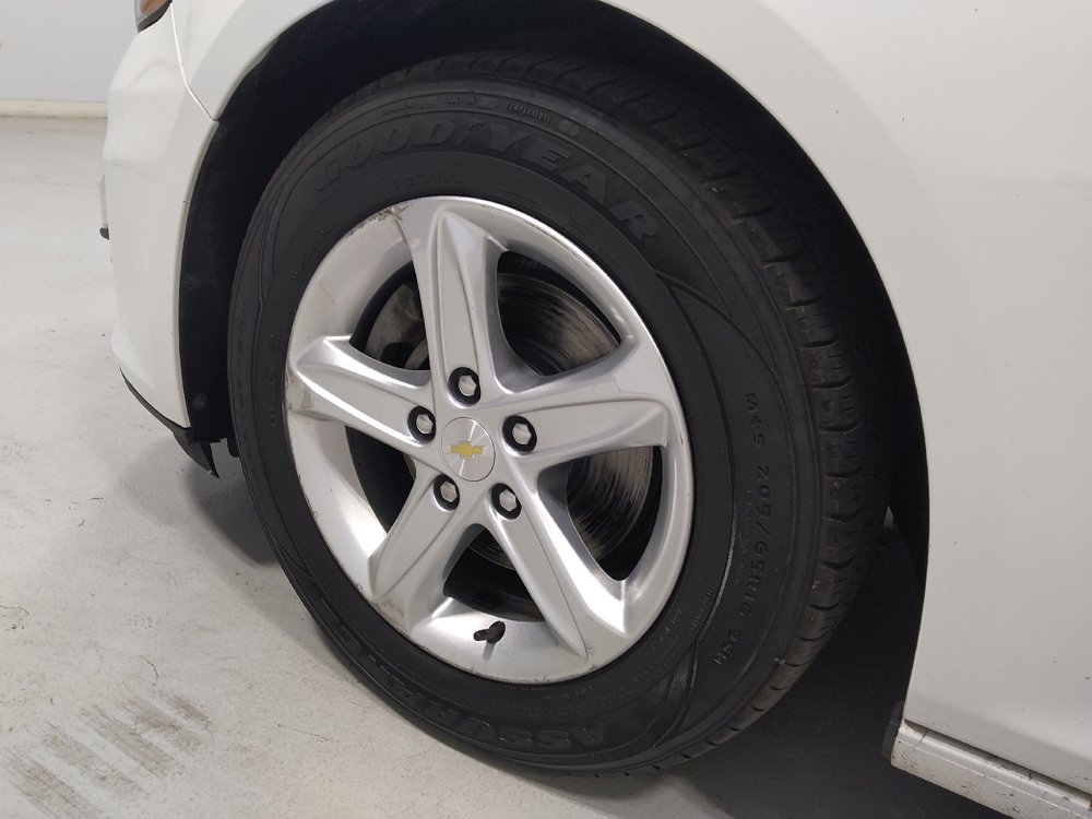 Used 2022 Chevrolet Malibu LS w/ Driver Confidence Package II FWD image 31
