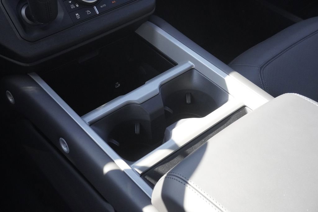 New 2025 Land Rover Defender 110 V8 image 14