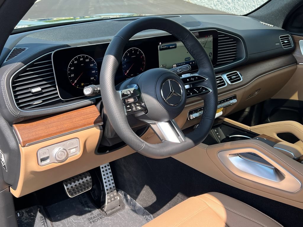 New 2026 Mercedes-Benz GLS 450 4MATIC image 15