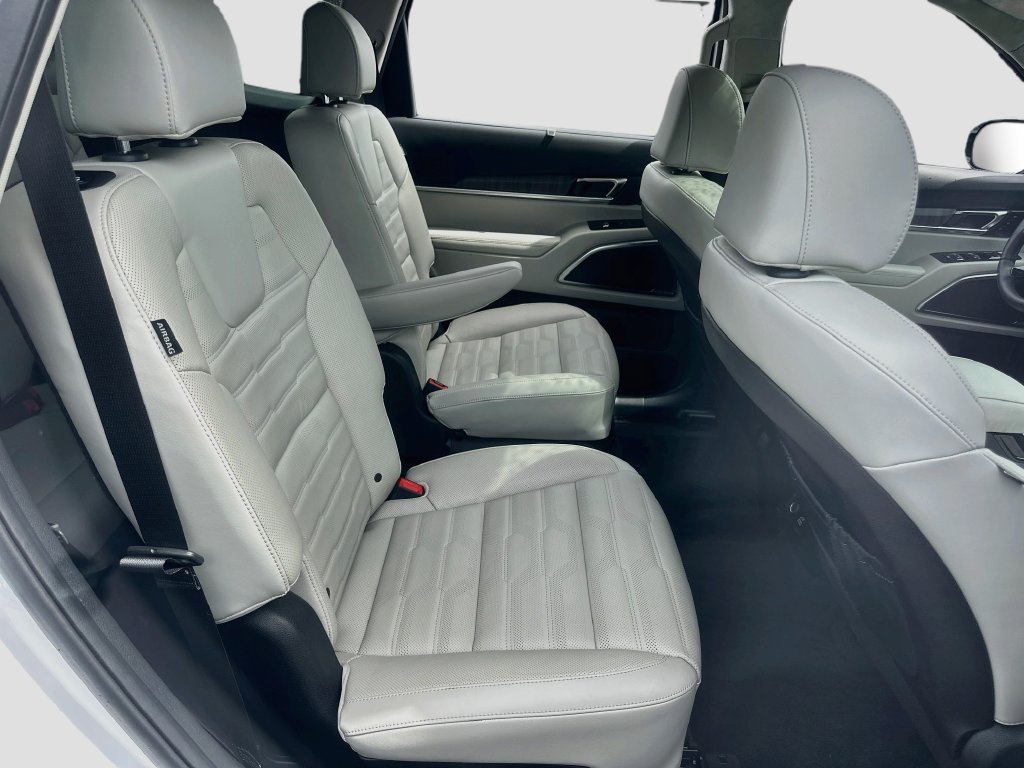 Used 2024 Kia Telluride SX Prestige AWD/4WD image 25