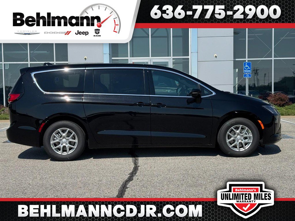 New 2027 Chrysler Pacifica Select