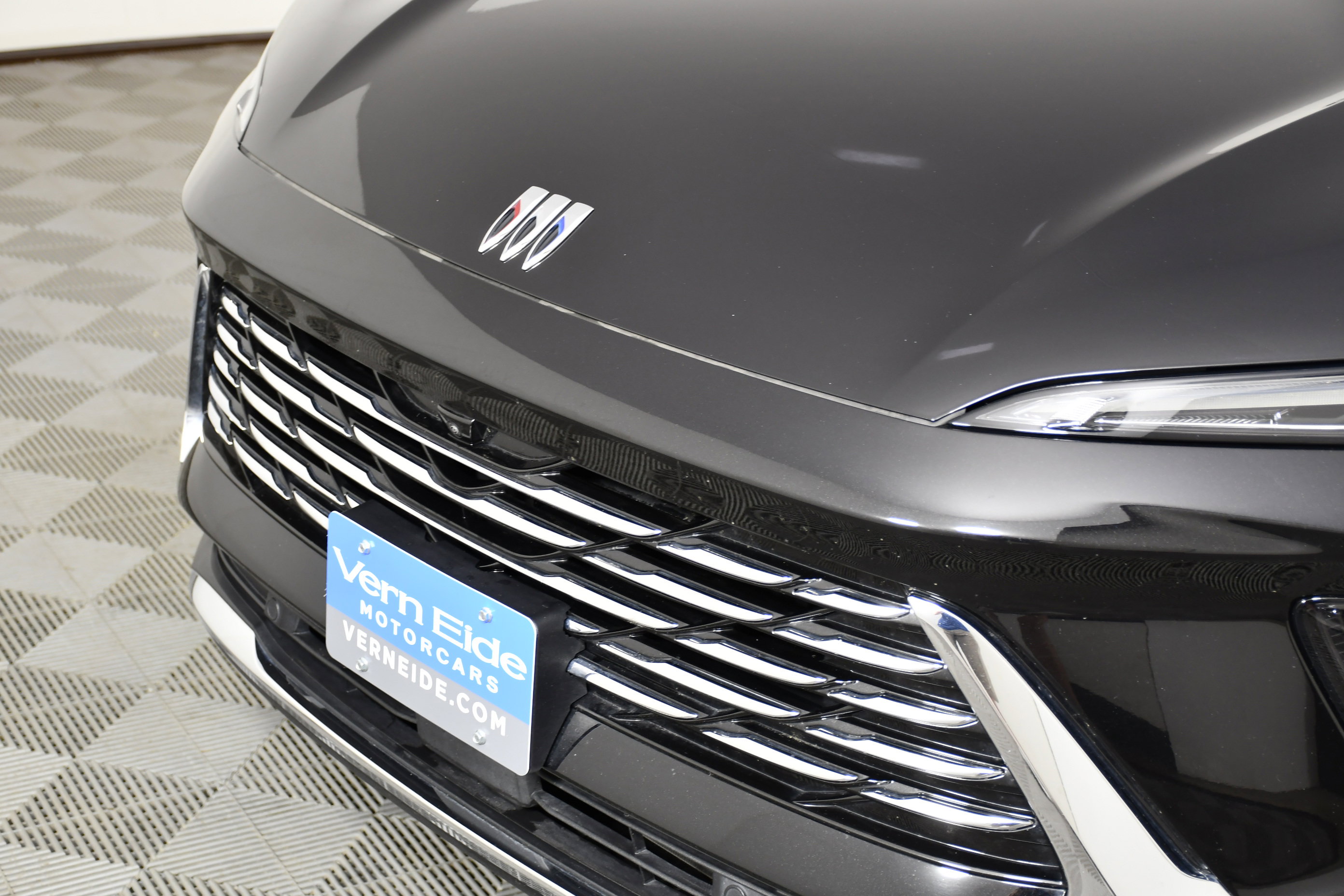 Used 2024 Buick Envision Preferred AWD/4WD image 11