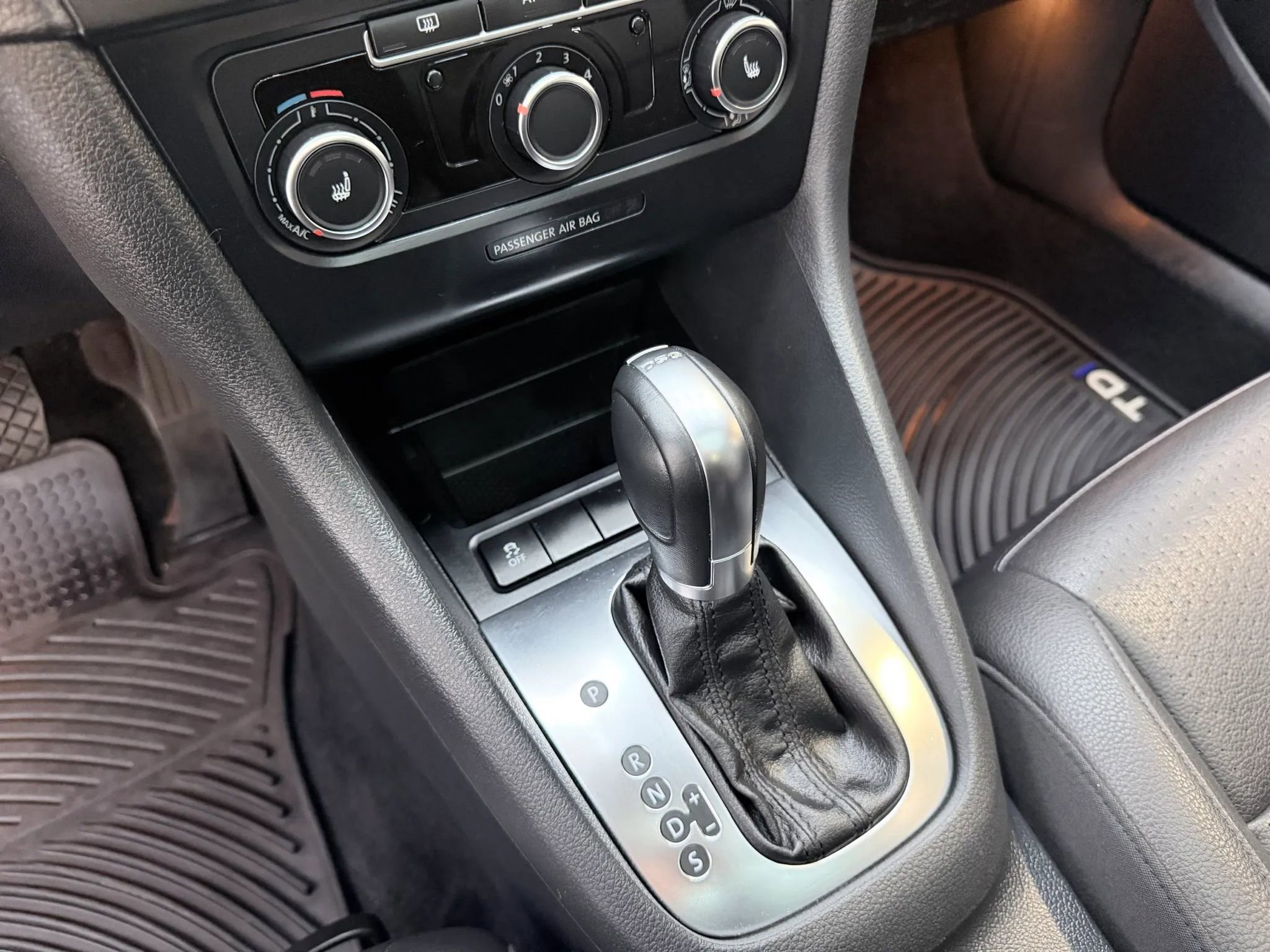 Used 2014 Volkswagen Jetta TDI FWD image 18