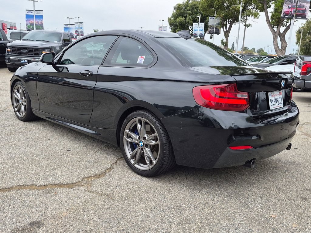 Used 2016 BMW M235i Coupe RWD image 4