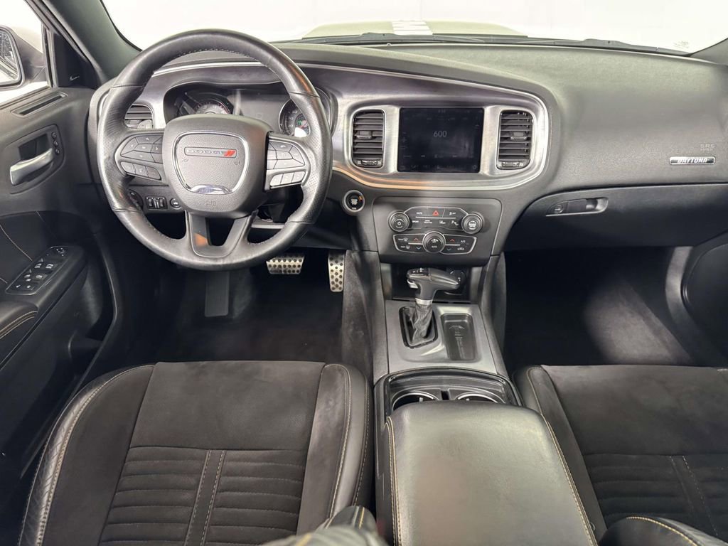 Used 2018 Dodge Charger R/T RWD image 5