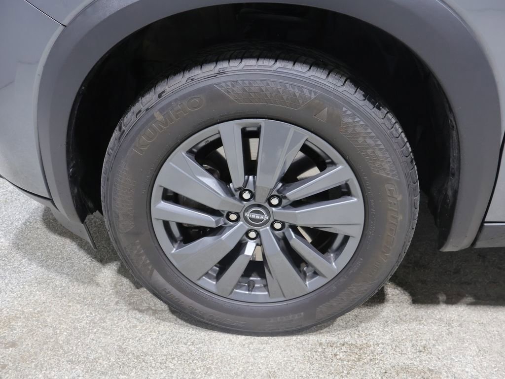 Used 2023 Nissan Pathfinder SV w/ Cargo Package image 8