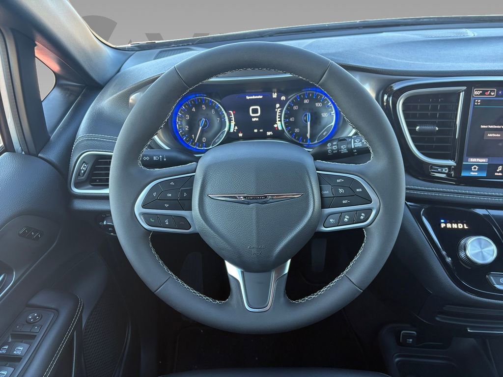 New 2026 Chrysler Pacifica Select image 12