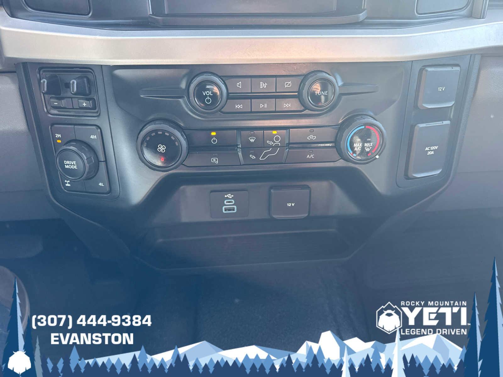 Used 2023 Ford F350 XL w/ Snow Plow Prep Package AWD/4WD image 29