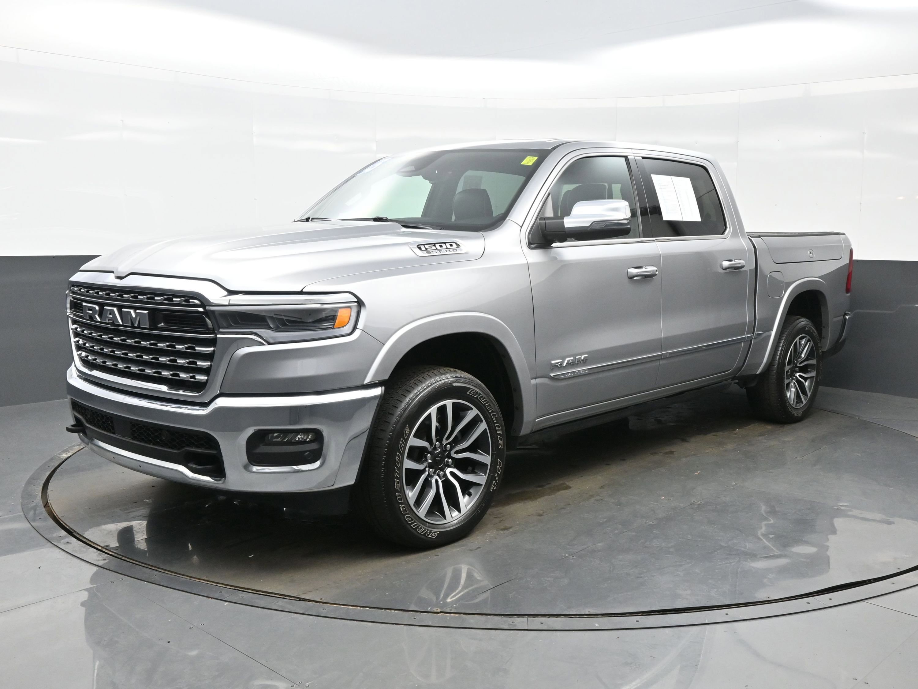Used 2025 RAM 1500 Limited image 2