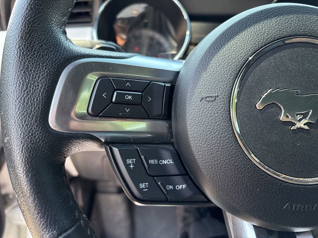 Used 2016 Ford Mustang GT Premium w/ Equipment Group 401A RWD image 21