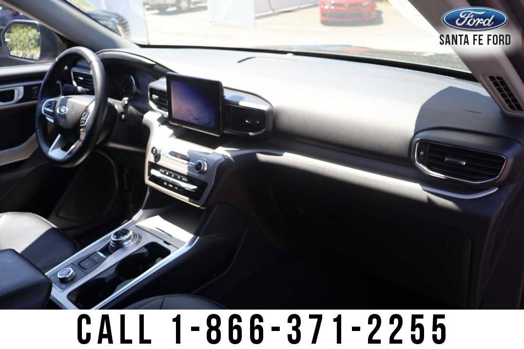 New 2024 Ford Explorer XLT w/ Equipment Group 202A AWD/4WD image 35