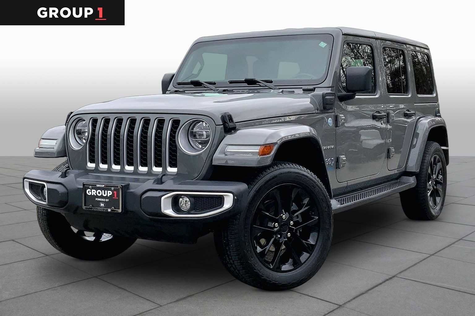 Used 2021 Jeep Wrangler Unlimited Sahara w/ Cold Weather Group AWD/4WD image 1